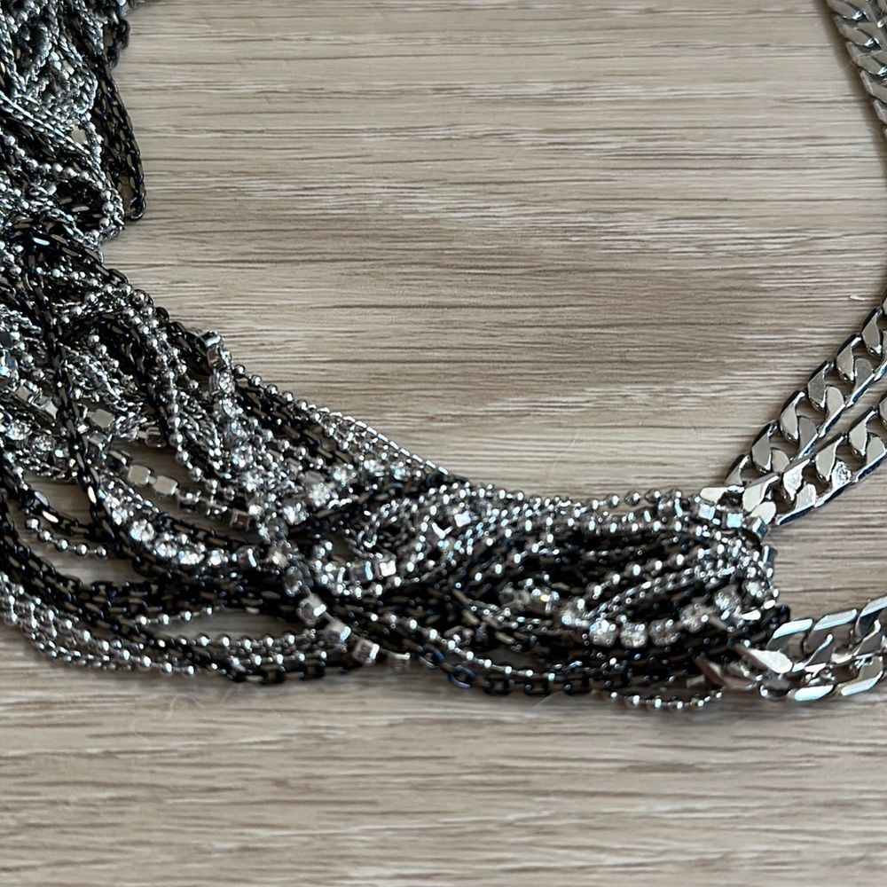 Multistranded necklace - Picture 4 of 5
